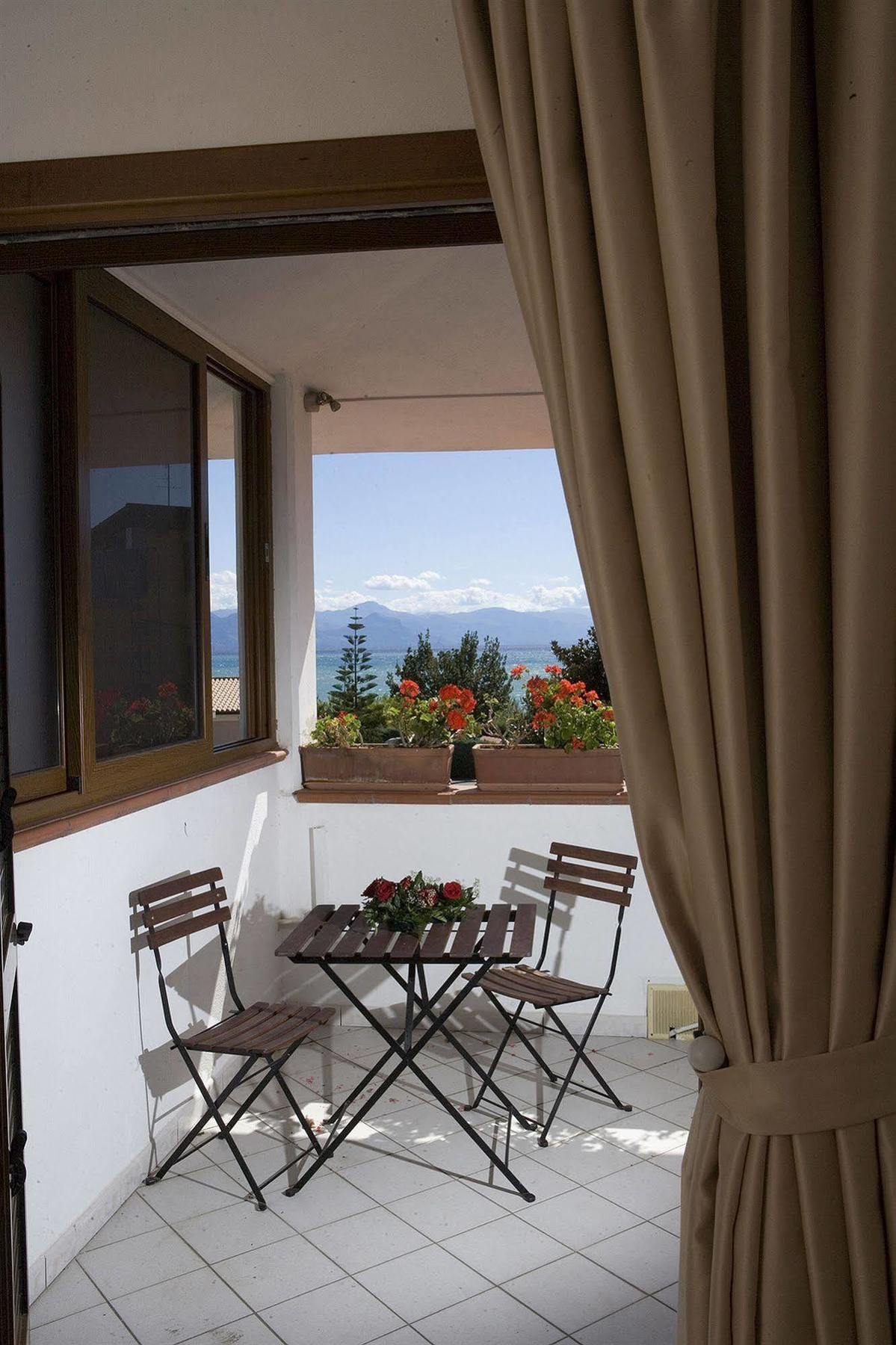 Hotel Ristorante Cavaliere Скарио Экстерьер фото